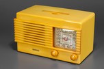 Garod 1B55L ’Drop-Handle’ Radio in All-Yellow Catalin